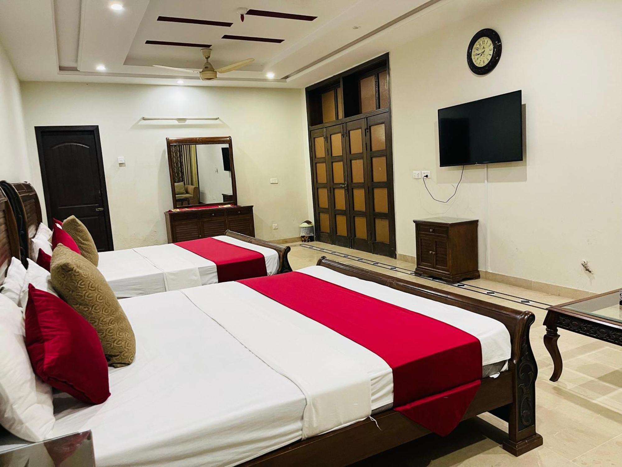 Hotel Clifton Inn Karachi Extérieur photo