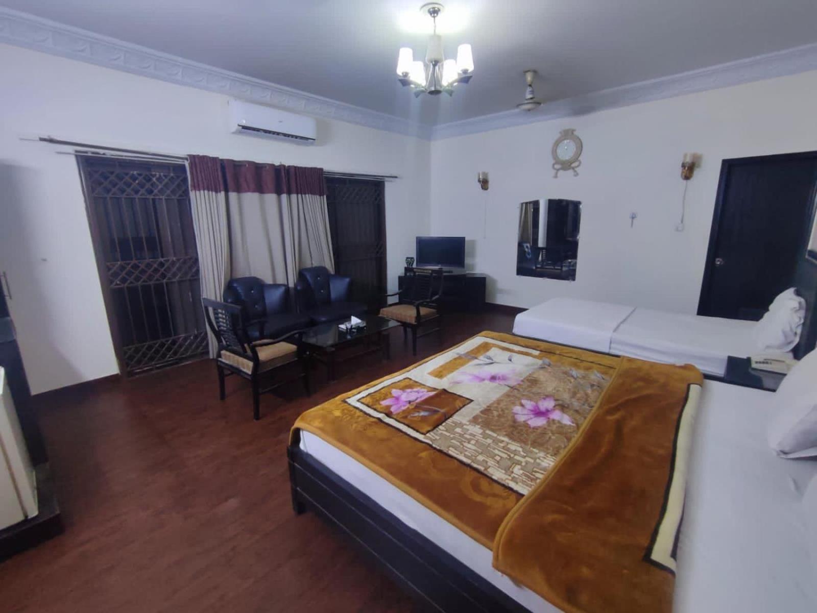 Hotel Clifton Inn Karachi Extérieur photo