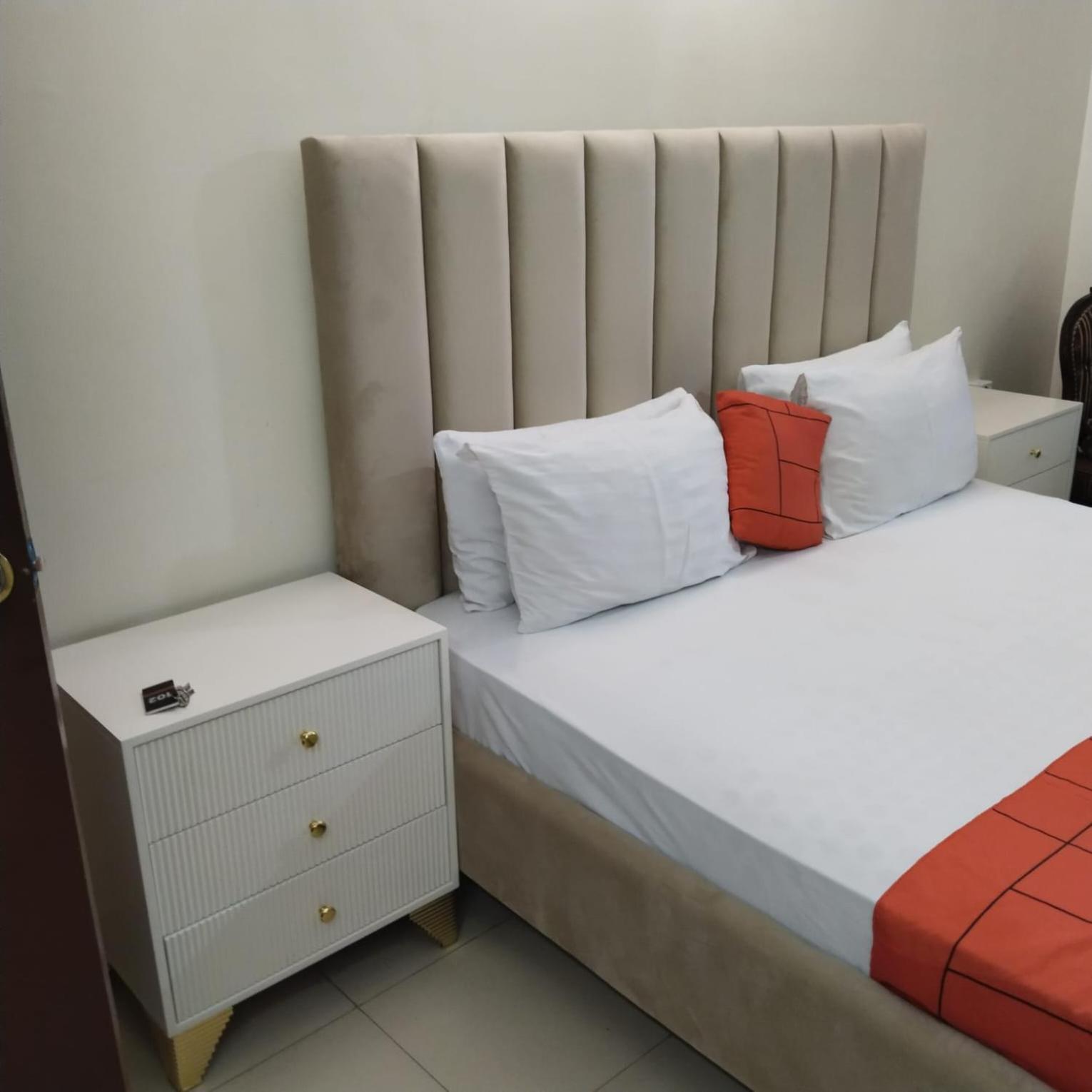 Hotel Clifton Inn Karachi Extérieur photo